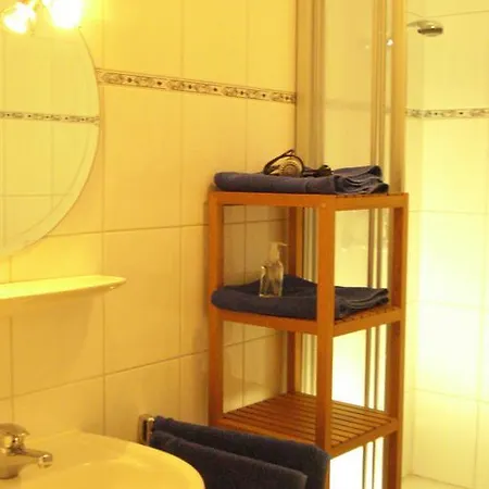 Appartement In Ruegen Naehe Weltnaturerbe Kreidekueste Sassnitz