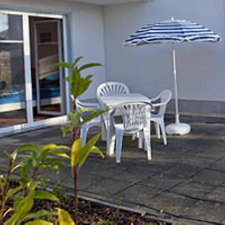 In Ruegen Naehe Weltnaturerbe Kreidekueste * Sassnitz