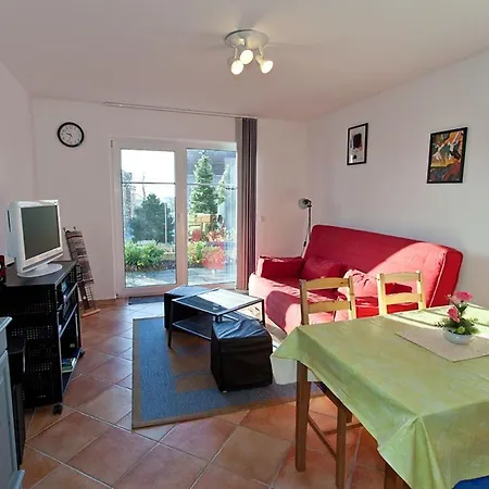 In Ruegen Naehe Weltnaturerbe Kreidekueste * Sassnitz