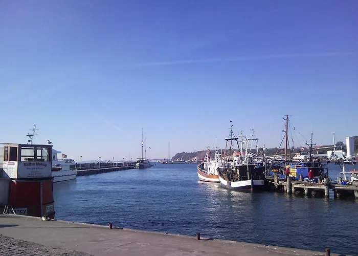 Apartment In Ruegen Naehe Weltnaturerbe Kreidekueste Sassnitz