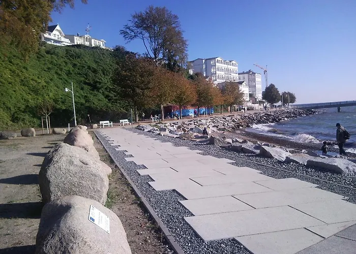 Apartment In Ruegen Naehe Weltnaturerbe Kreidekueste Sassnitz